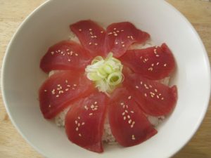 Tuna donburi